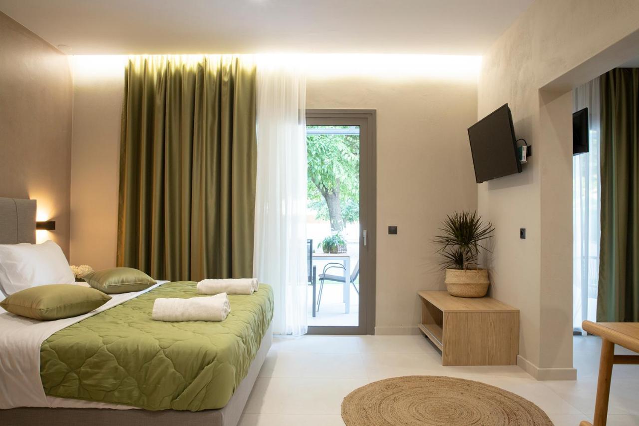 Olympus Suites Paralia Panteleimonos Exterior photo