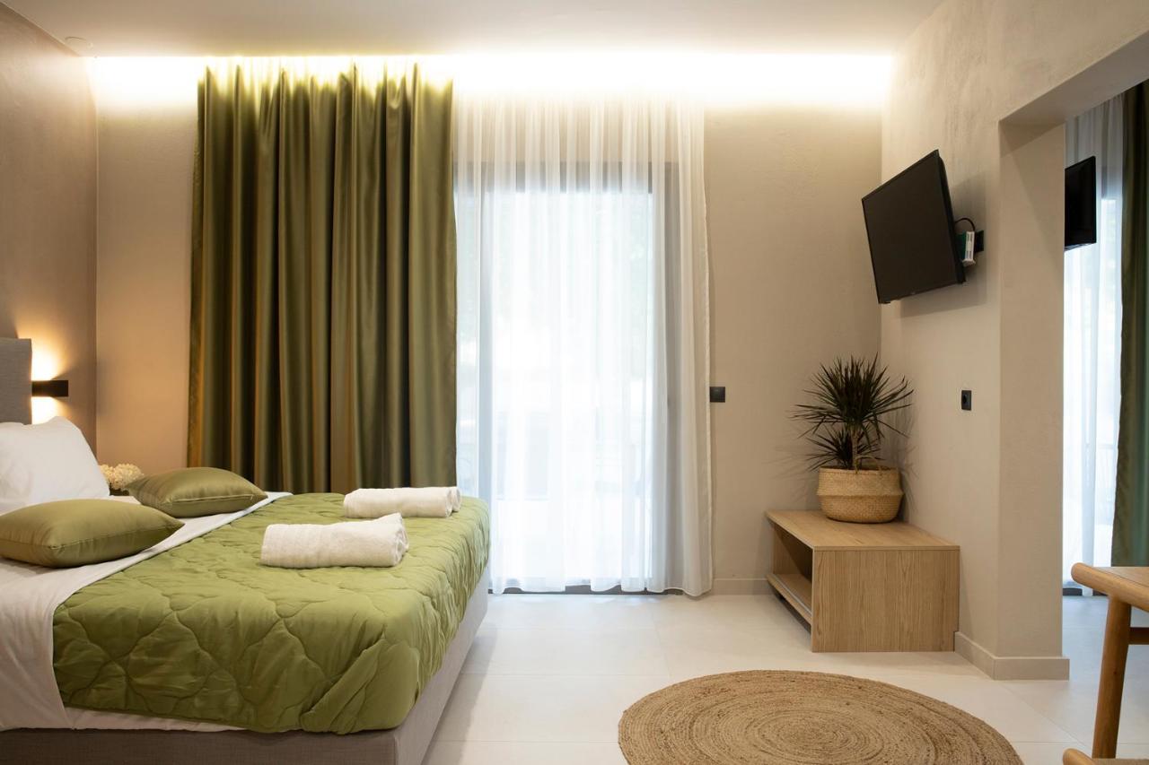 Olympus Suites Paralia Panteleimonos Exterior photo